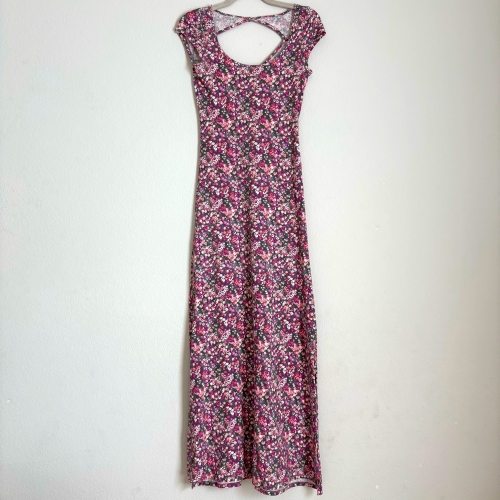 American Eagle Floral Maxi Dress with sleeves- size small NWOT